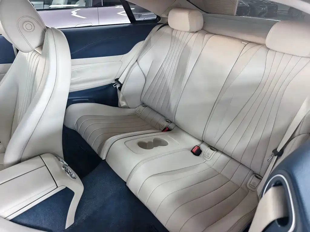 Mercedes-Benz E-Class (Import) — фото 6