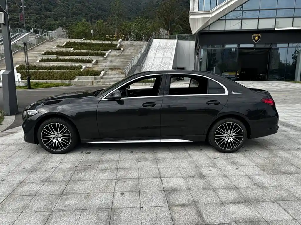 Mercedes-Benz C-Class — фото 10