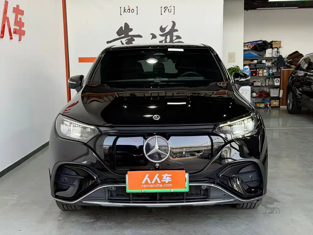 Mercedes-Benz EQE SUV — фото 2