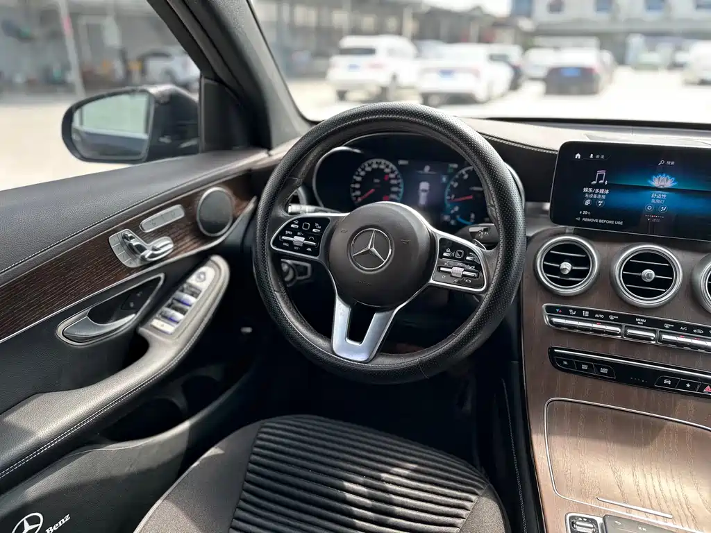 Mercedes-Benz GLC — фото 14