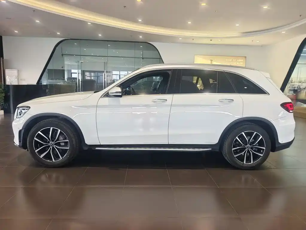 Mercedes-Benz GLC — фото 4