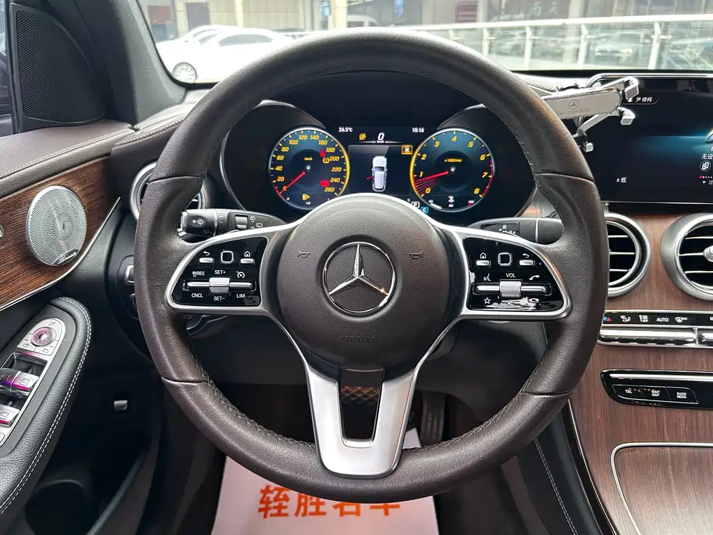 Mercedes-Benz GLC — фото 10