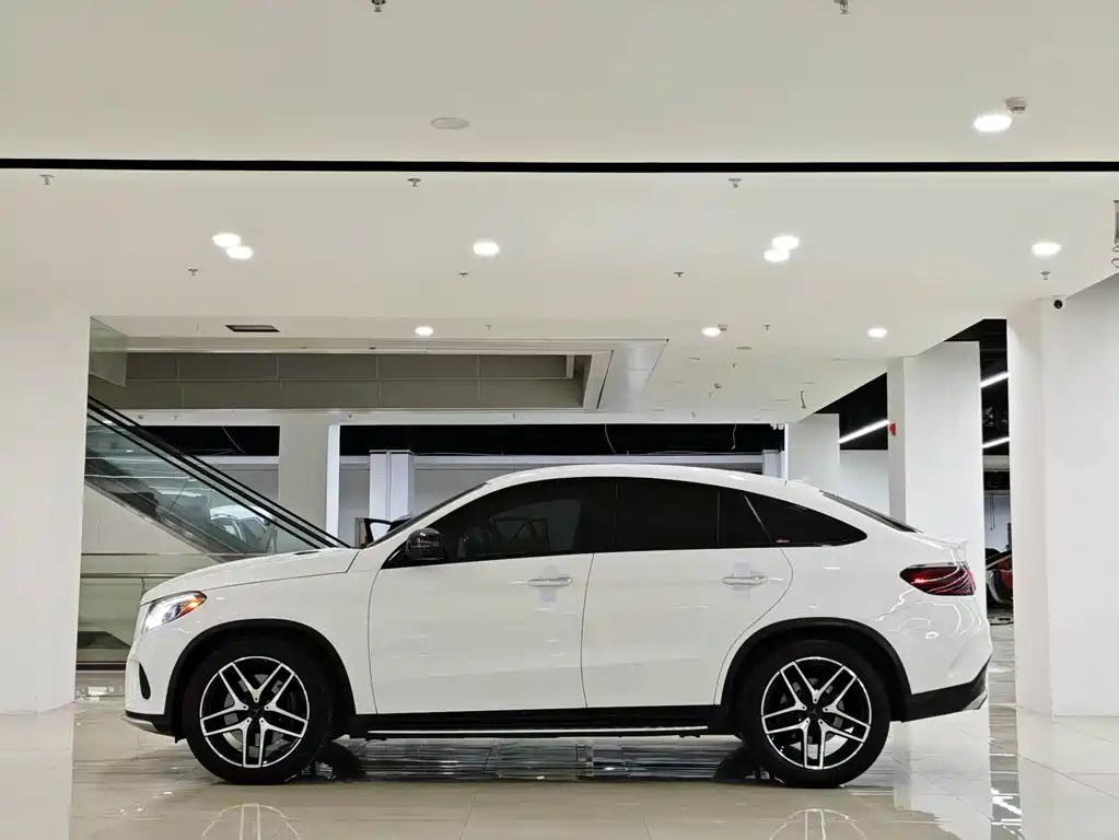 Mercedes-Benz GLE Coupe AMG — фото 4