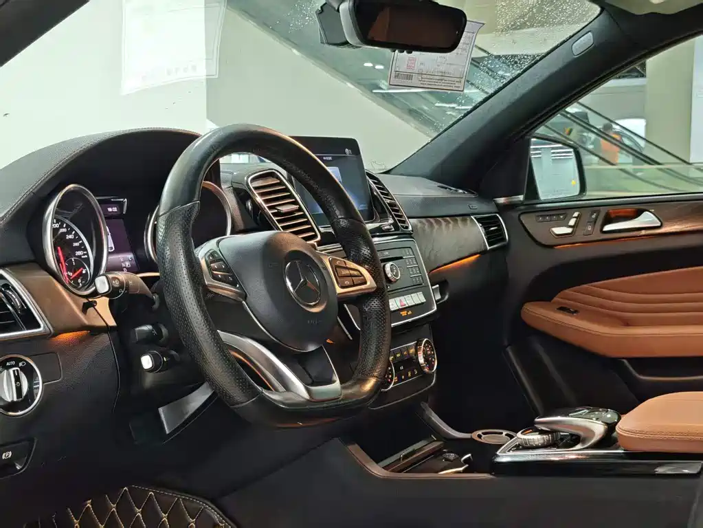 Mercedes-Benz GLE Coupe AMG — фото 6