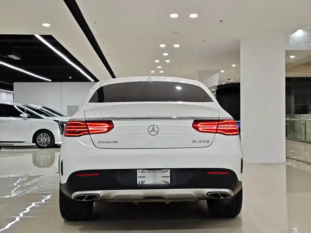 Mercedes-Benz GLE Coupe AMG — фото 7