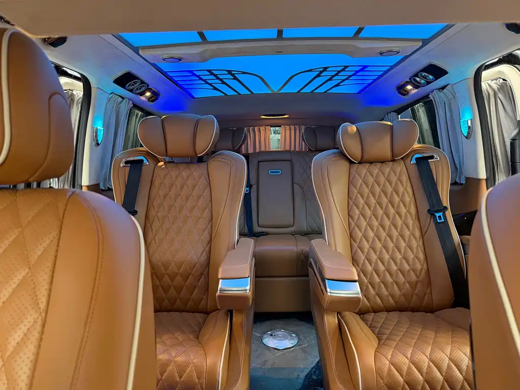 Mercedes-Benz Vito — фото 15