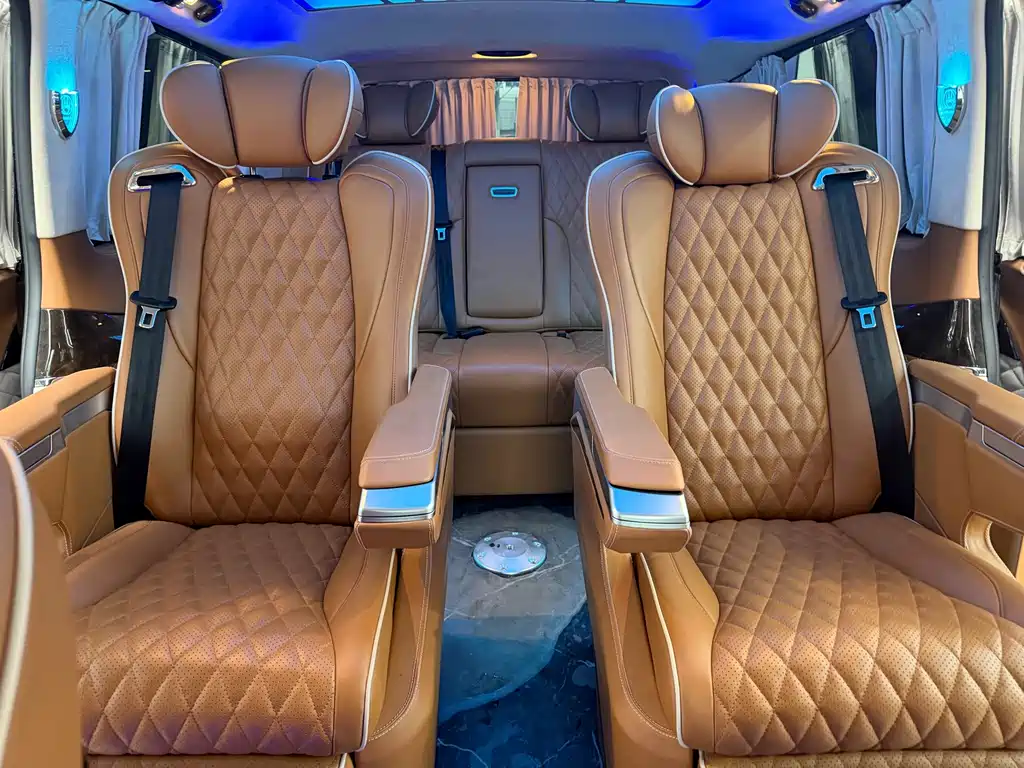 Mercedes-Benz Vito — фото 16