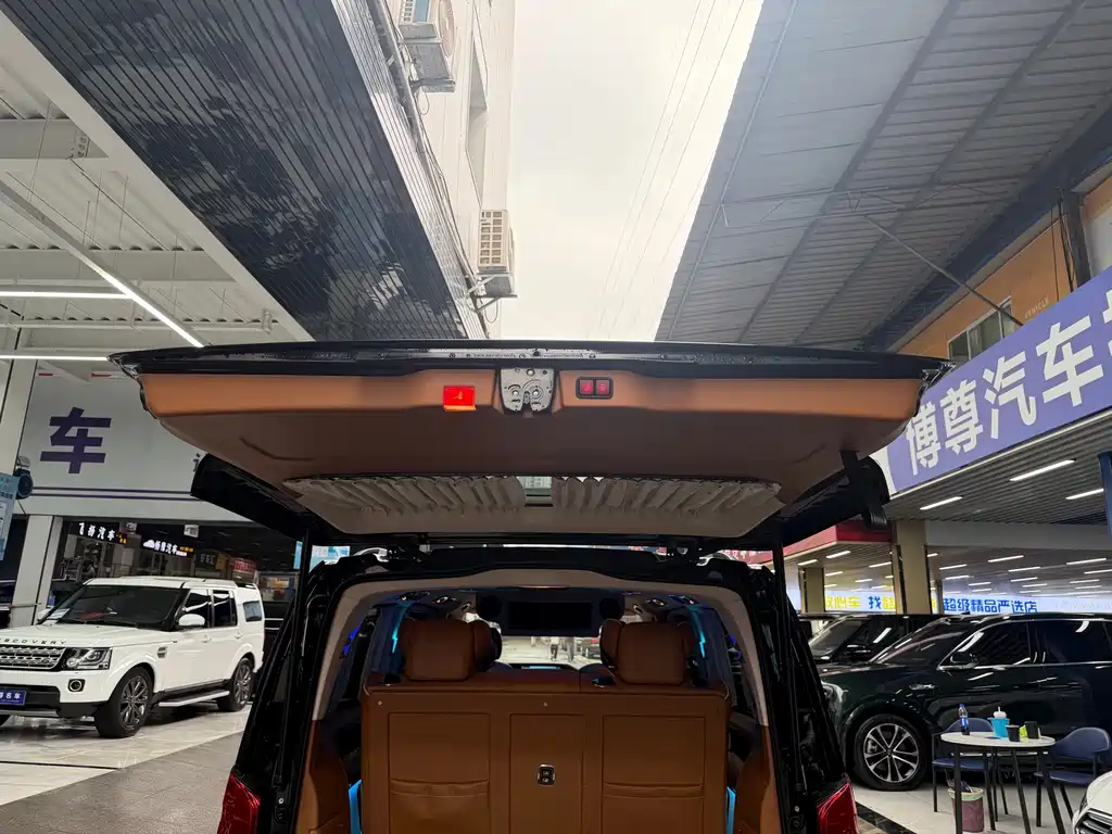 Mercedes-Benz Vito — фото 20
