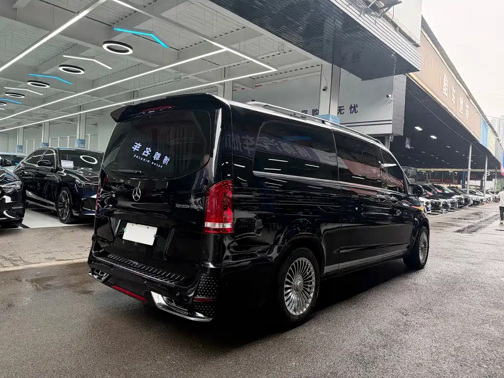 Mercedes-Benz Vito — фото 21