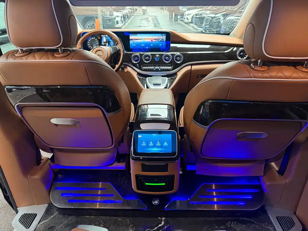 Mercedes-Benz Vito — фото 10
