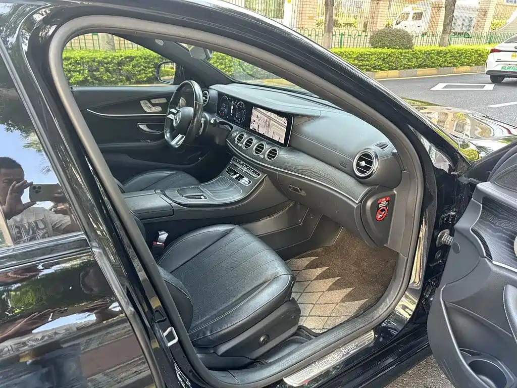 Mercedes-Benz E-Class (Import) — фото 7