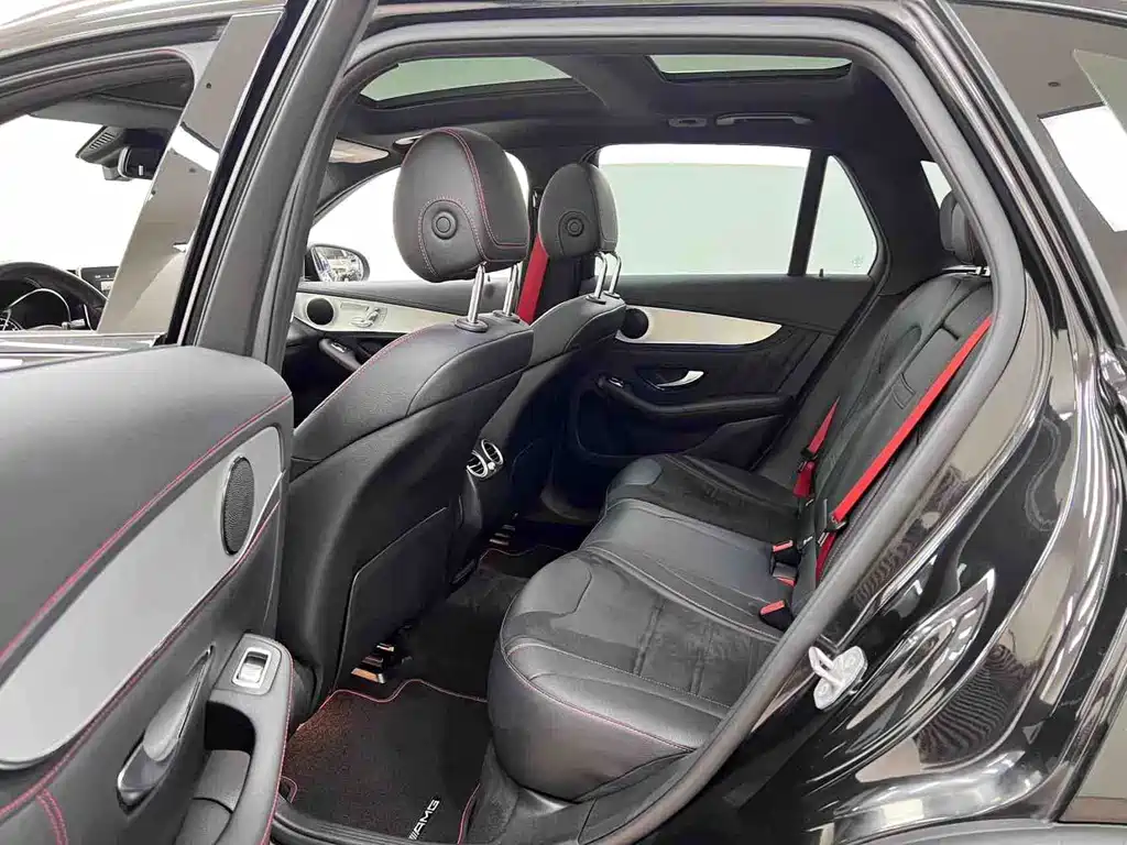 Mercedes-Benz GLC AMG — фото 11