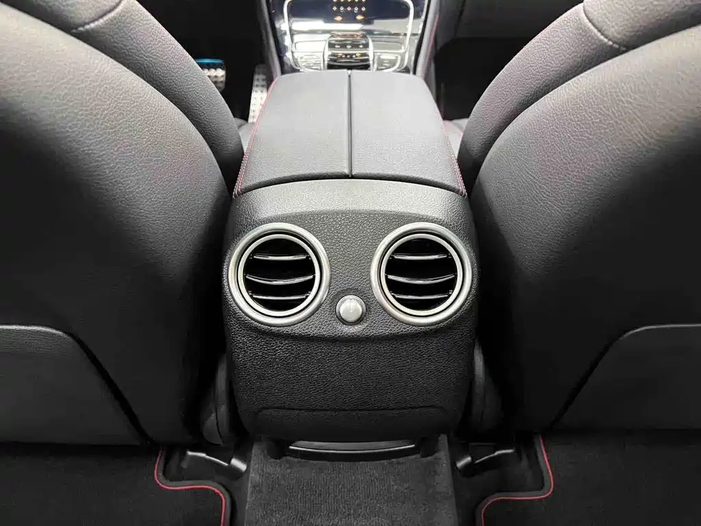 Mercedes-Benz GLC AMG — фото 13