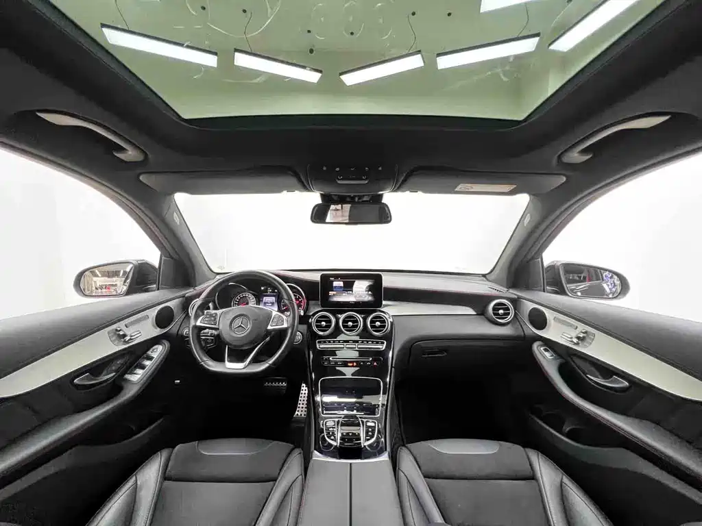 Mercedes-Benz GLC AMG — фото 14