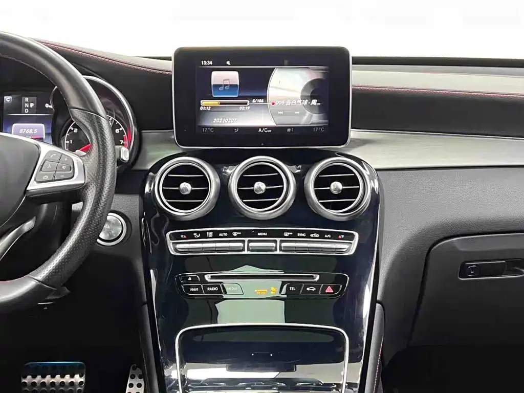 Mercedes-Benz GLC AMG — фото 17