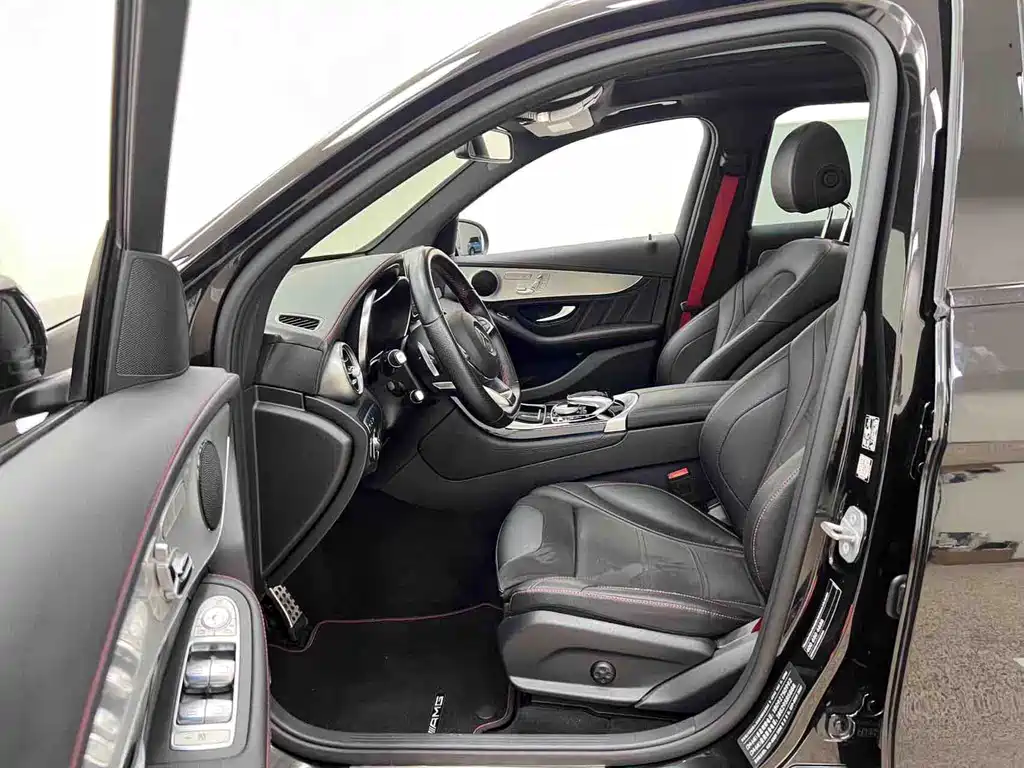 Mercedes-Benz GLC AMG — фото 10