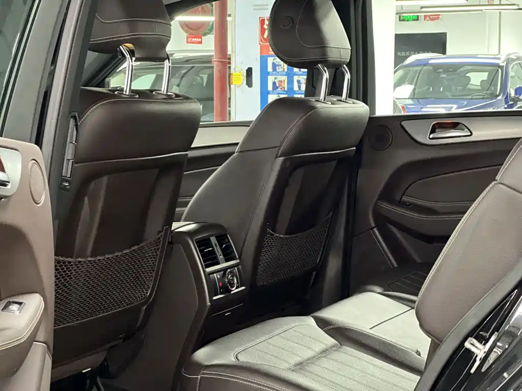 Mercedes-Benz GLS — фото 11