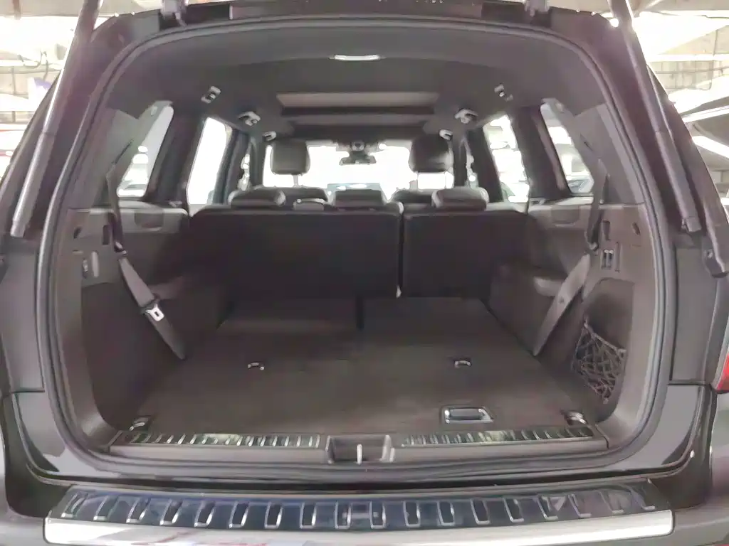 Mercedes-Benz GLS — фото 15