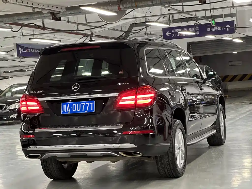 Mercedes-Benz GLS — фото 18