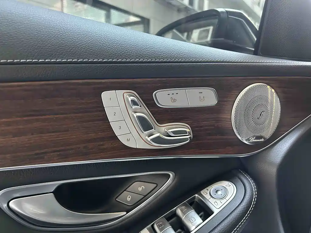 Mercedes-Benz GLC — фото 14