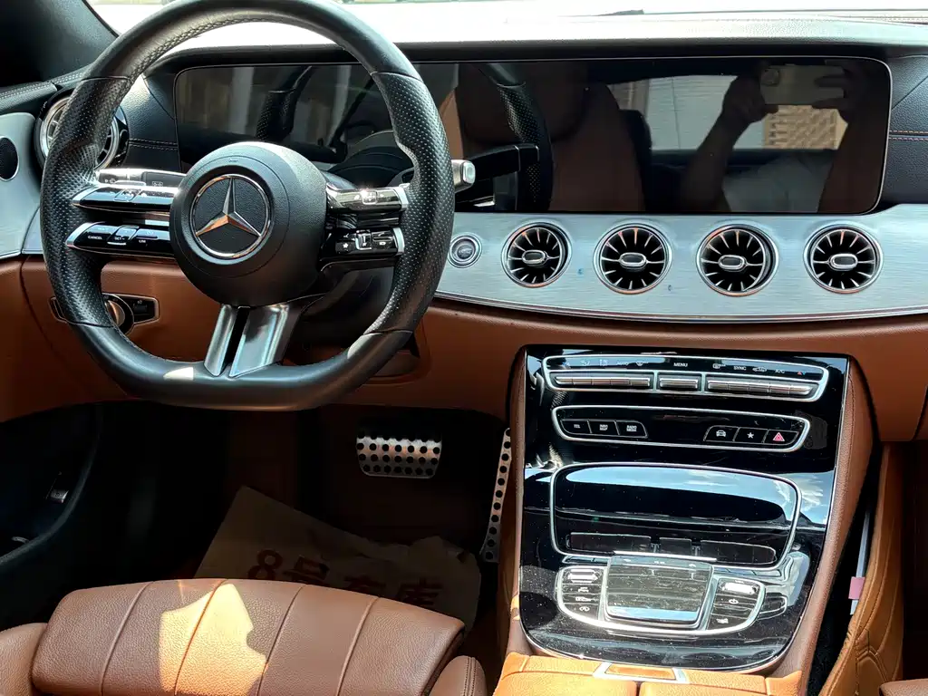 Mercedes-Benz E-Class (Import) — фото 17