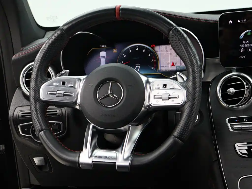 Mercedes-Benz GLC AMG — фото 13