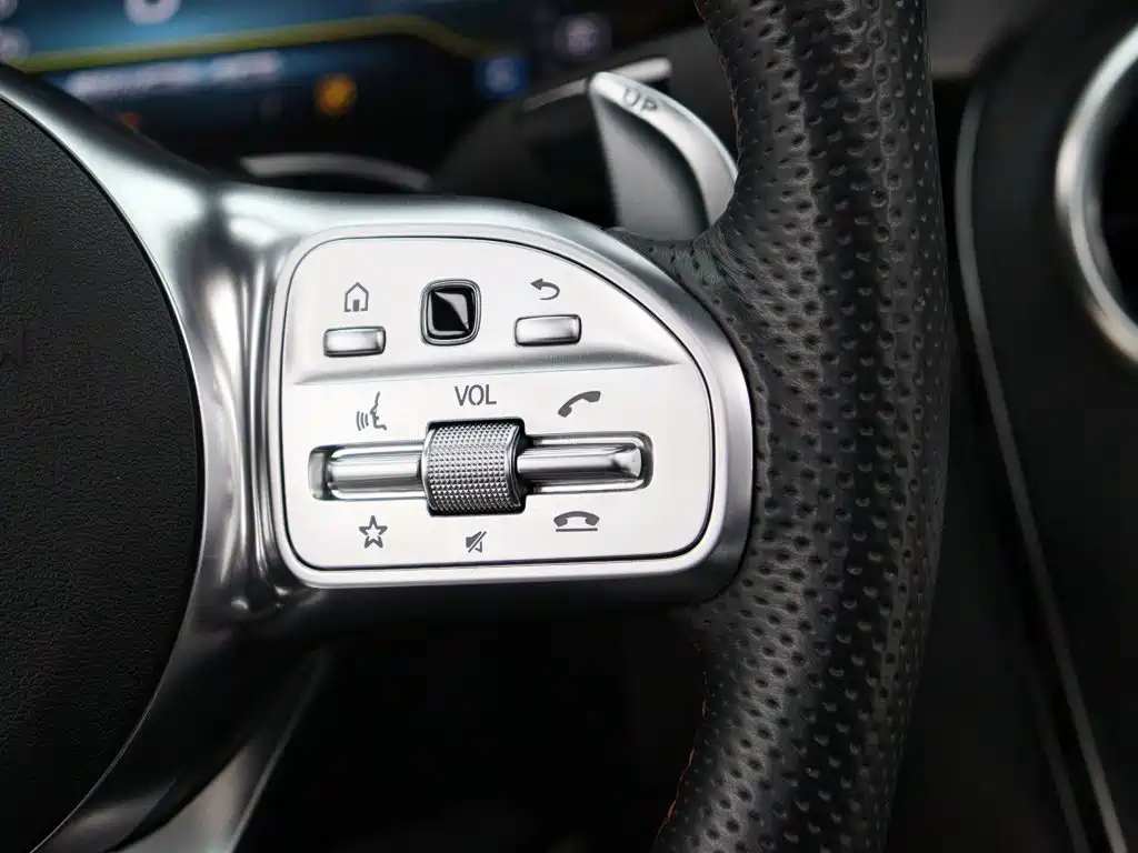 Mercedes-Benz GLC AMG — фото 15