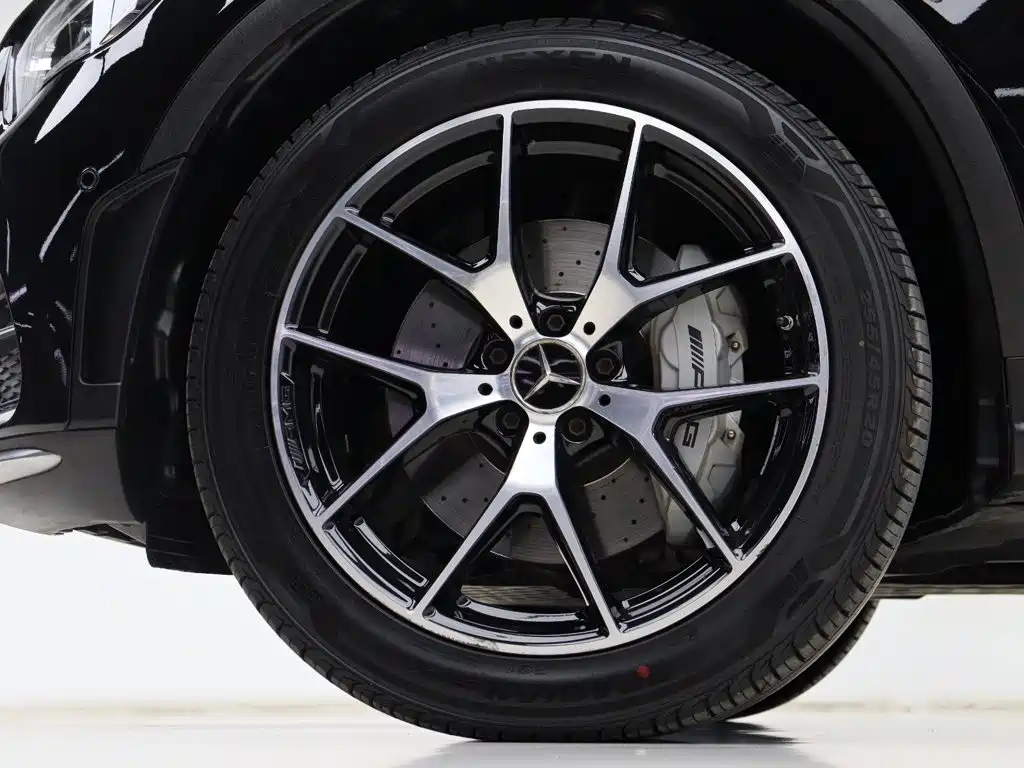 Mercedes-Benz GLC AMG — фото 30