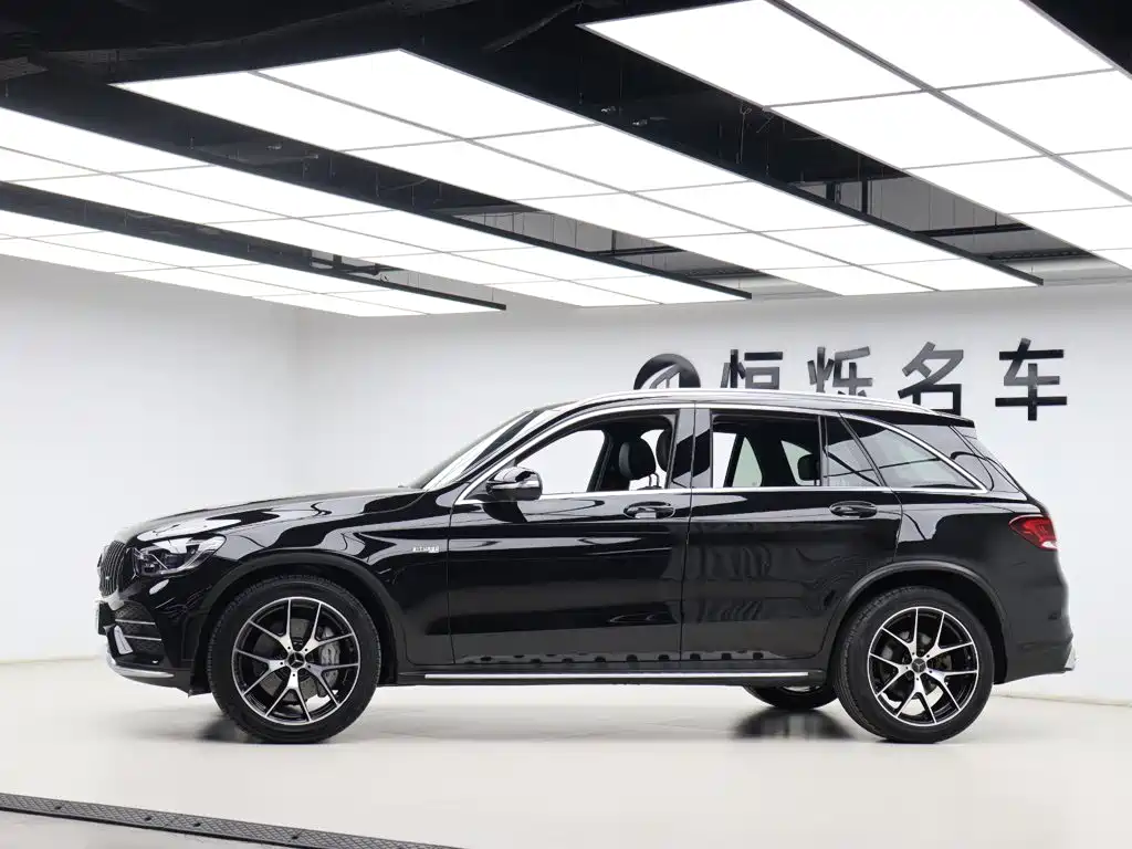 Mercedes-Benz GLC AMG — фото 31