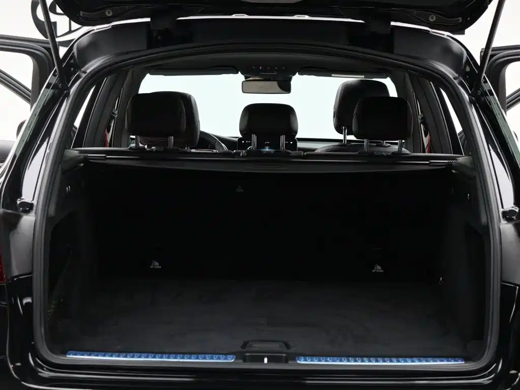 Mercedes-Benz GLC AMG — фото 9