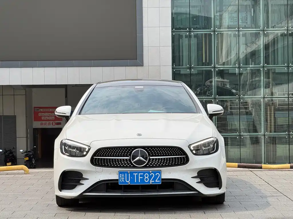Mercedes-Benz E-Class (Import) — фото 2