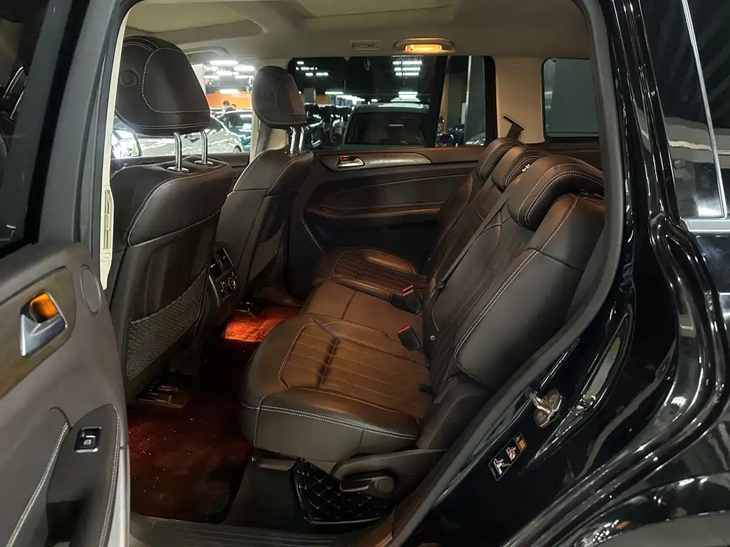 Mercedes-Benz GLS — фото 5