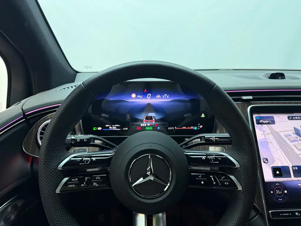 Mercedes-Benz EQE SUV — фото 9