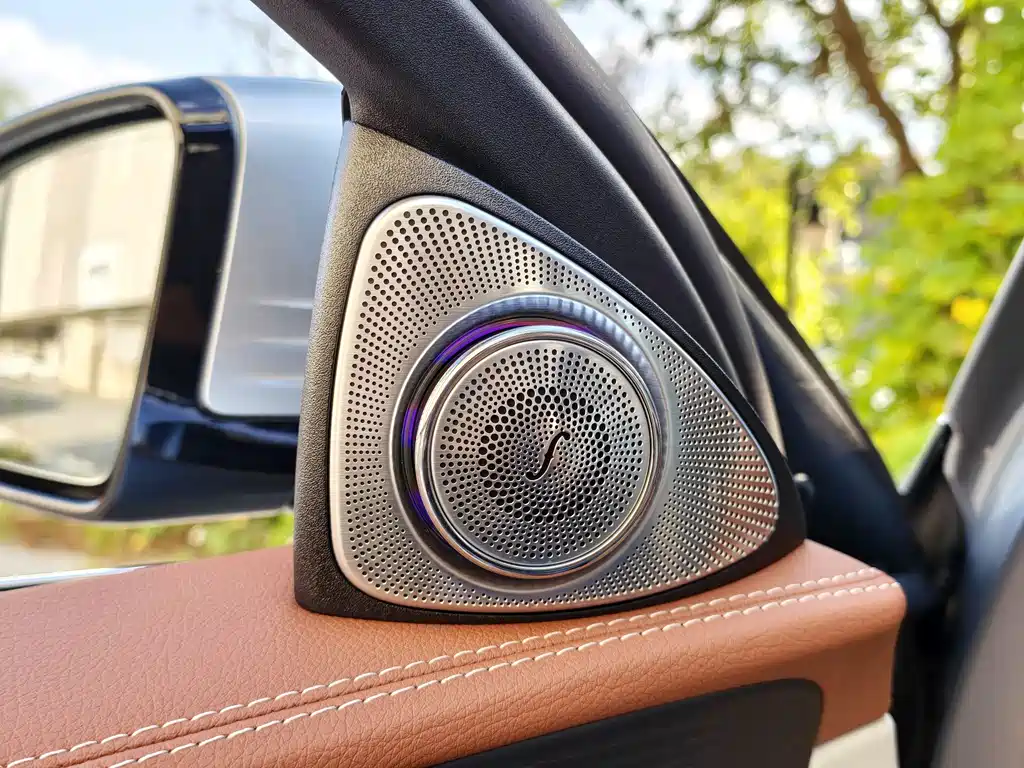 Mercedes-Benz E-Class — фото 5