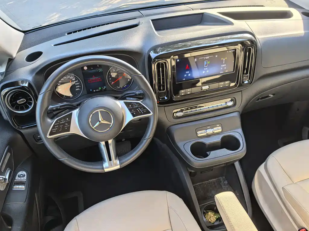 Mercedes-Benz Vito — фото 9