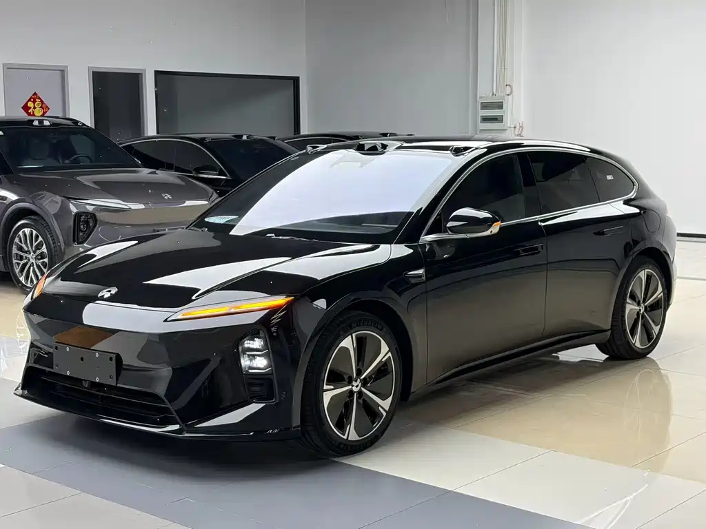 NIO ET5T