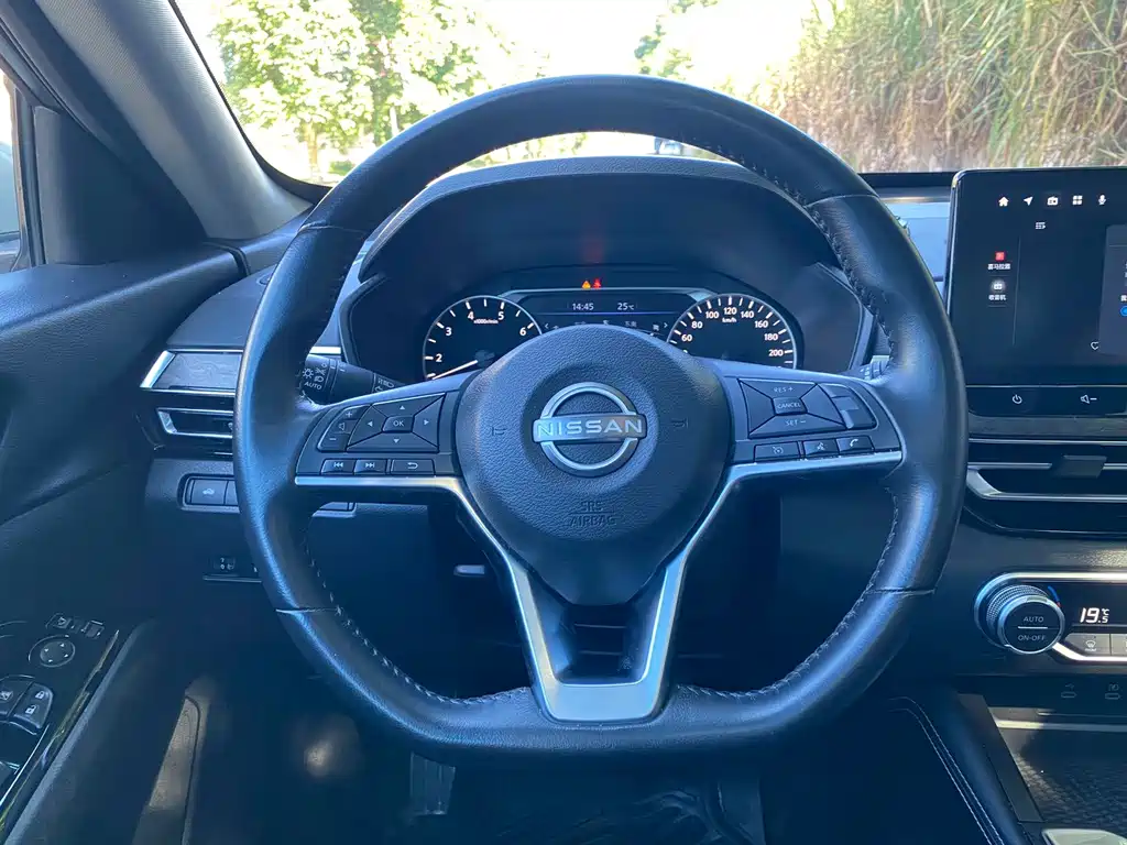 Nissan Teana — фото 13