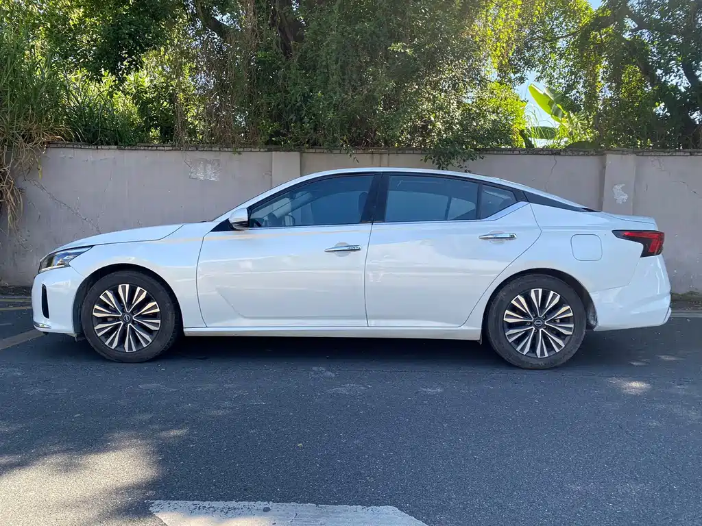 Nissan Teana — фото 7