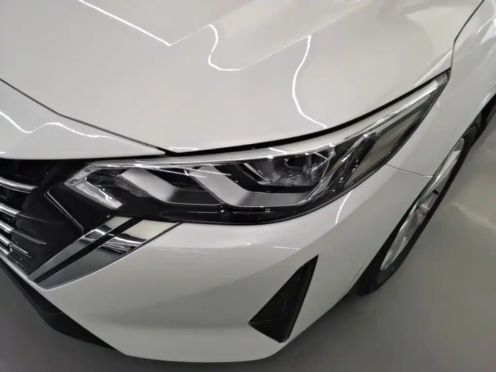 Nissan Sylphy — фото 24