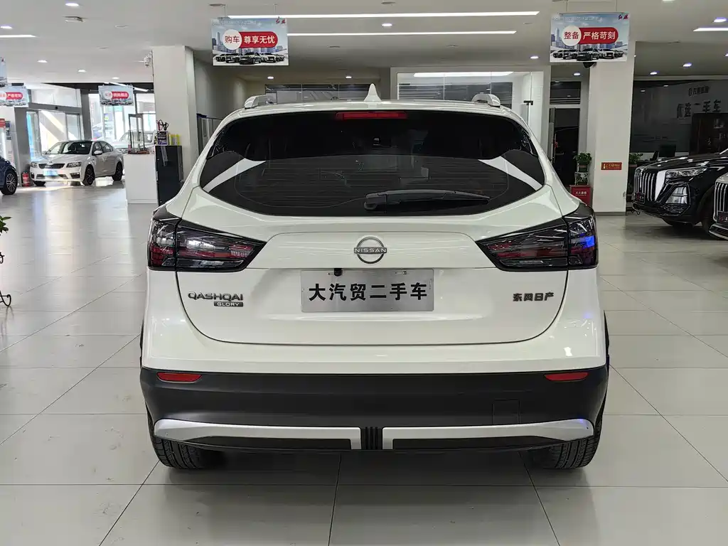 Nissan Qashqai — фото 4