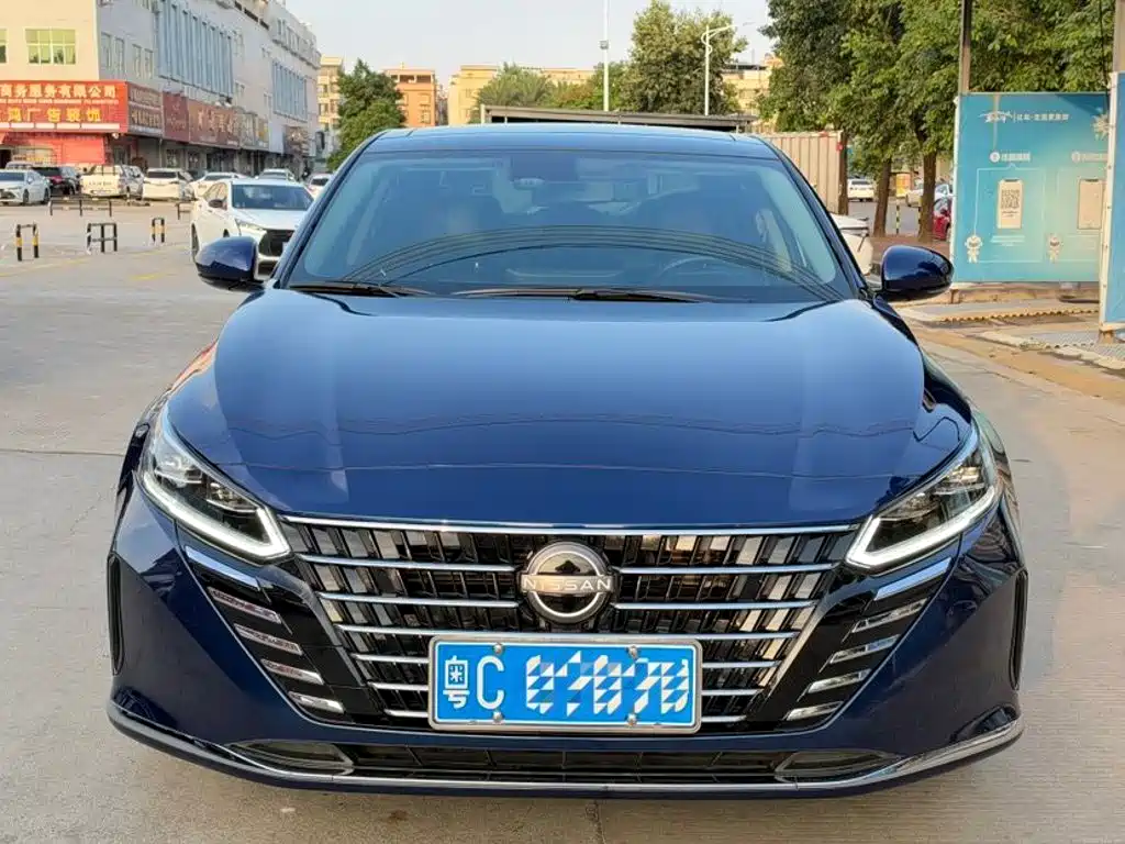 Nissan Teana — фото 2