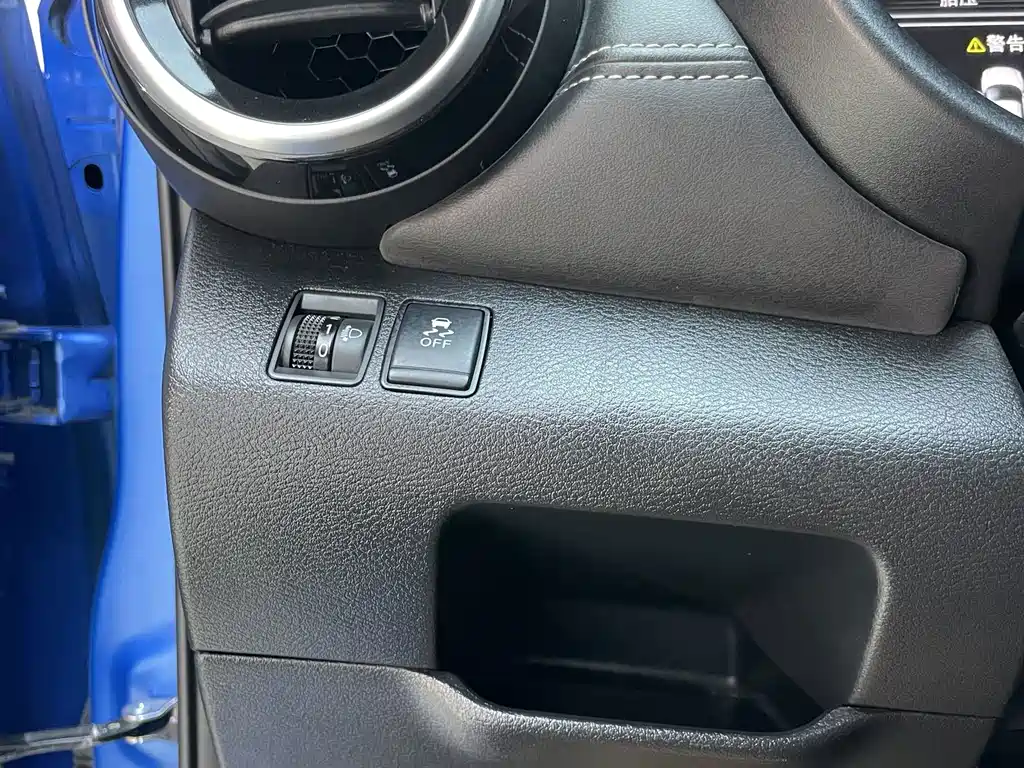 Nissan Kicks — фото 13