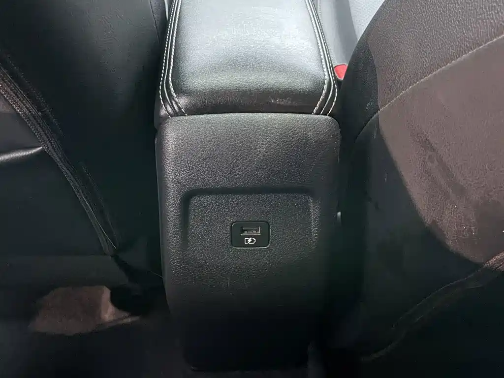 Nissan Kicks — фото 25