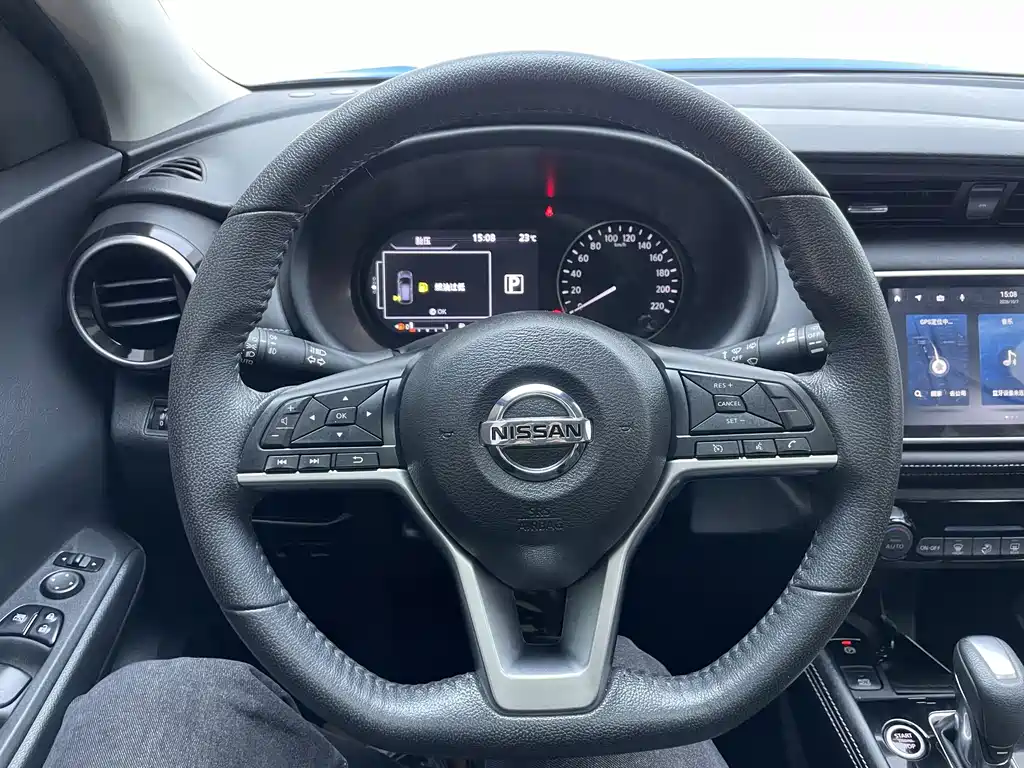 Nissan Kicks — фото 10