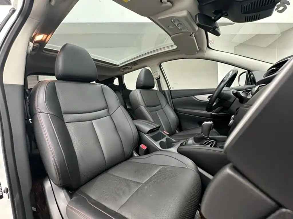 Nissan Qashqai — фото 14