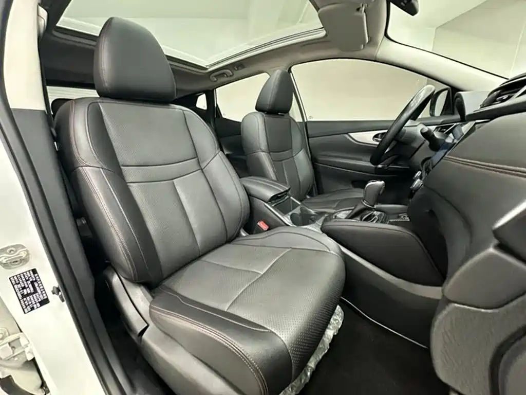 Nissan Qashqai — фото 14