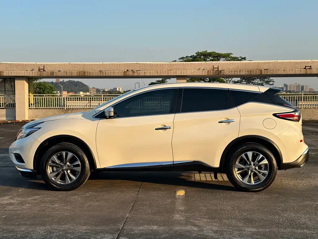Nissan Murano — фото 8