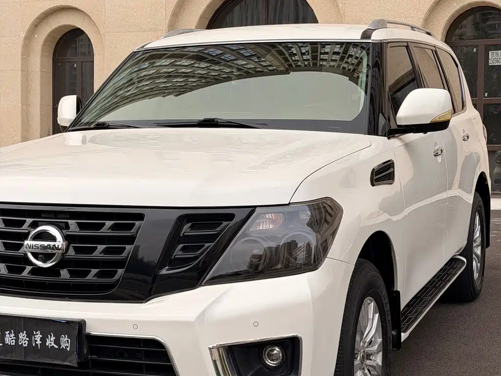 Nissan Patrol — фото 13