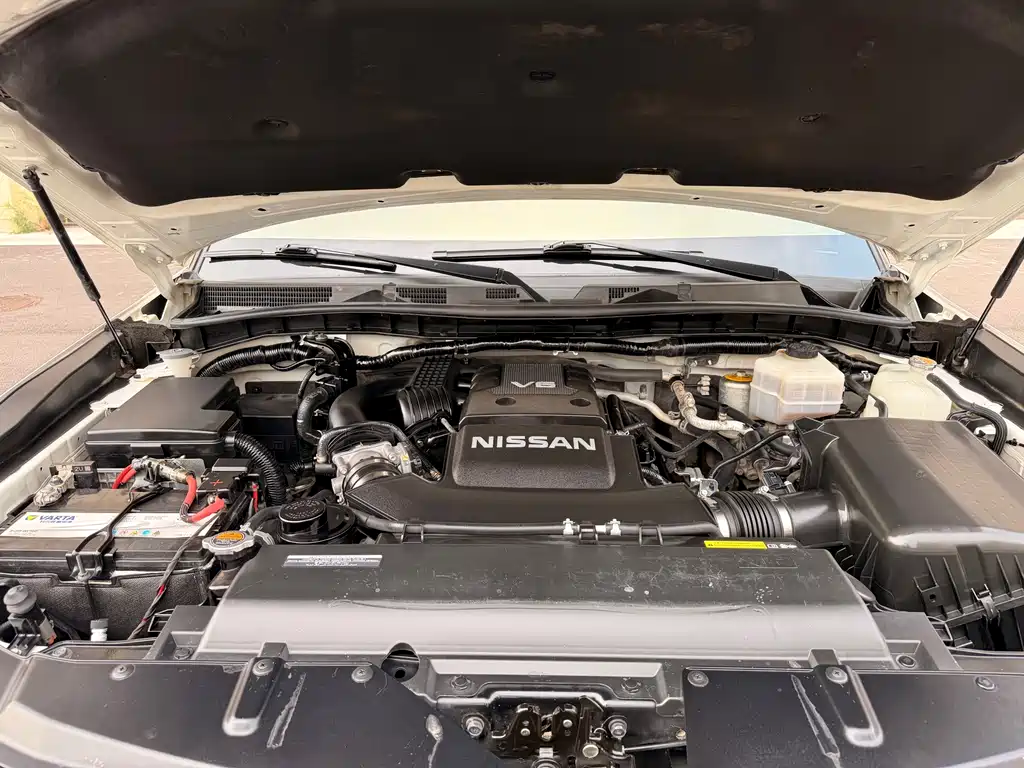 Nissan Patrol — фото 10