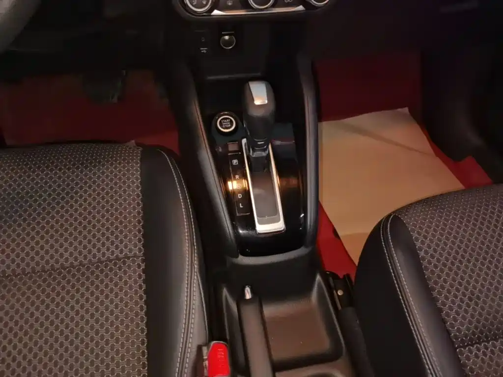 Nissan Kicks — фото 14
